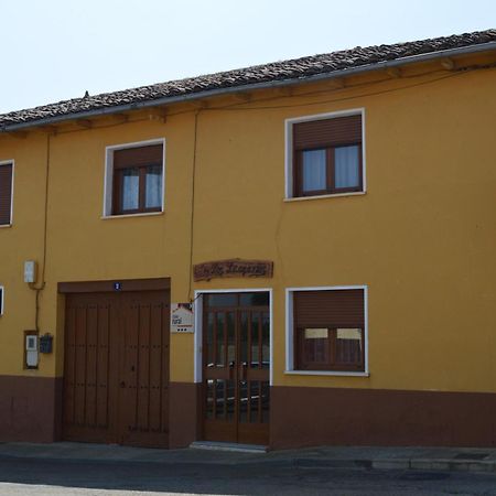 Casa Rural Los Llaganos Villaturiel Buitenkant foto