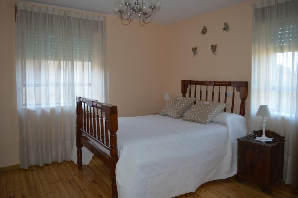 Casa Rural Los Llaganos Villaturiel Buitenkant foto