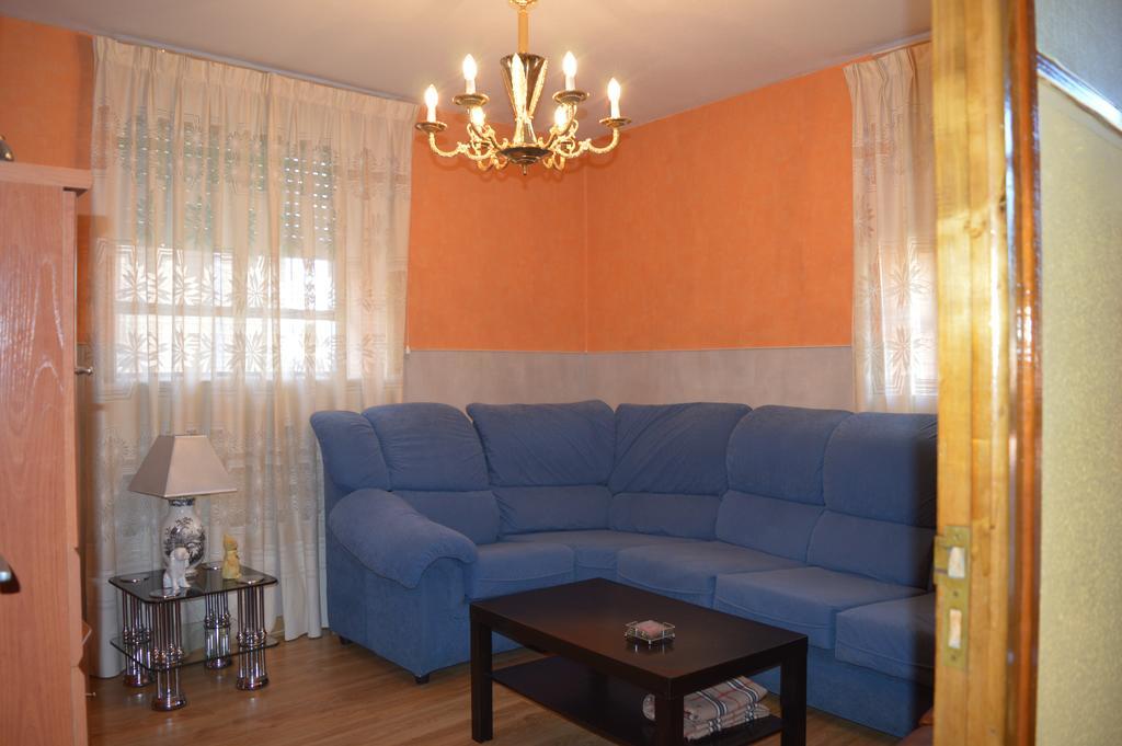Casa Rural Los Llaganos Villaturiel Buitenkant foto